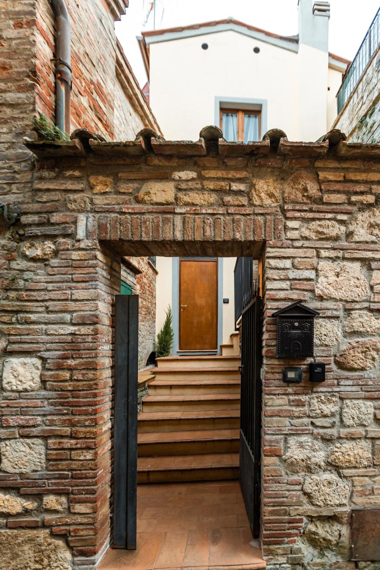Apartamento La Casa Dello Sdrucciolo Montepulciano Stazione Exterior foto
